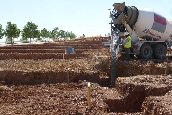 Empezamos el suministro de hormigones en nueva promoción de viviendas en Mérida, de <a href="/AUNIONGrupo/">AUNION Grupo</a> <a href="/AunionVaz/">Jose Luis Aunion Váz</a>