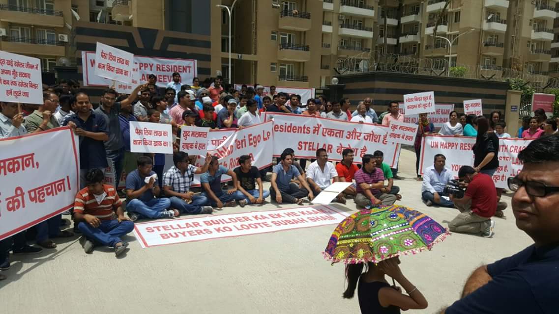 Roni_Bhore's tweet photo. #stellarjeevan #peacefulprotest @htTweets @CNBCTV18News please raise voice in support of helpless Residents https://t.co/tu7av9peOo