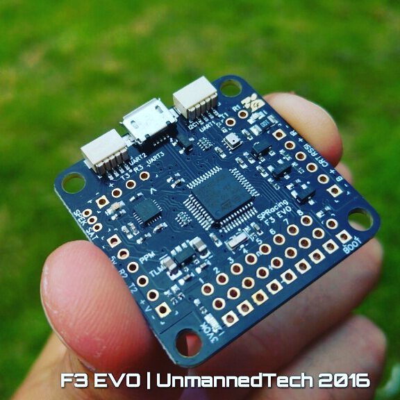 UnmannedTech's tweet photo. It's evo time... o wait it's raining today...😭 #cleanflight #spracingf3 #betaflight #fpvrace #fpvracing #quadaddict… https://t.co/6cm5uiZCF1