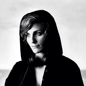 centreartlopati's tweet photo. La DJ @tutumusique , q ha passat per festivals com Lapsus o Sónar, estarà punxant a l'aparador #BIAM2016 https://t.co/YjCh3KK9Mq