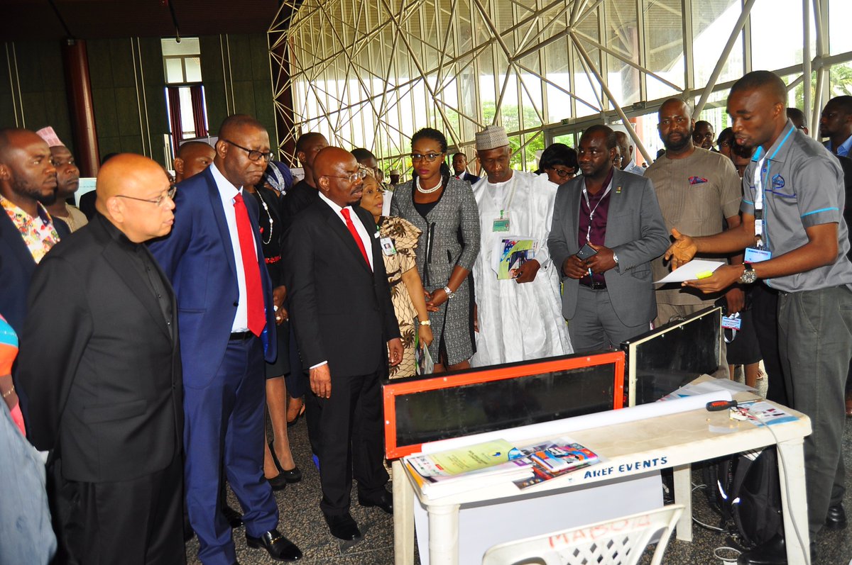SamUkpa's tweet image. Showing our high tech products to Jim Ovia, ICT Minister&apos;s Rep &amp;amp; many dignitaries at Digital Africa Expo in Abuja.