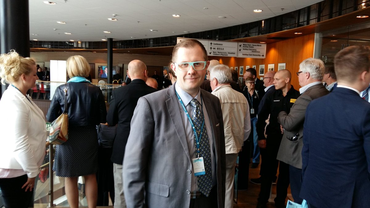 ag_karlsson's tweet photo. Juha Silander: "Grundlinjen i regeringen håller nog, men små ändringar möjliga". #Samlingspartiet @svenska_yle https://t.co/hEOycC07YG