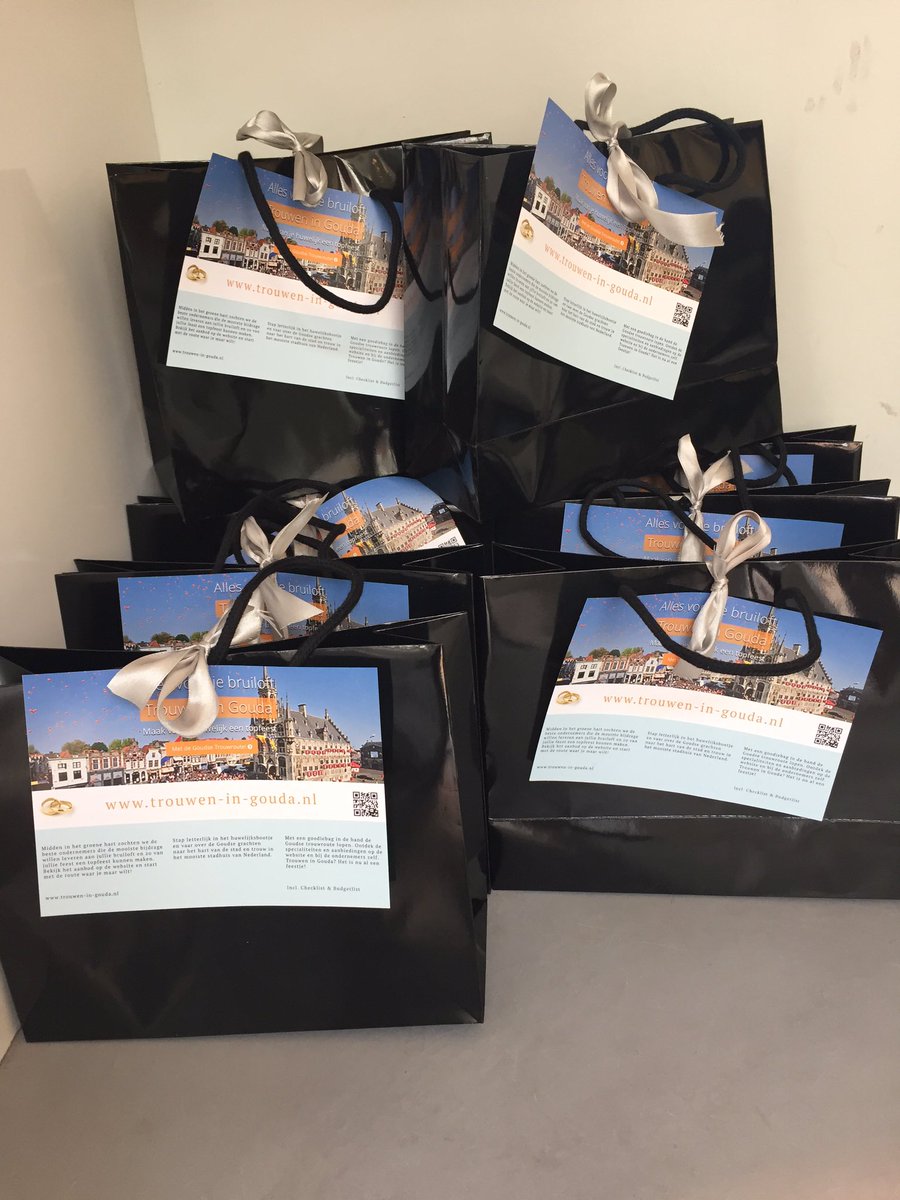 Inmiddels zijn de eerste goodiebags onderweg naar de deelnemende bedrijven én naar de eerste bruidsparen!