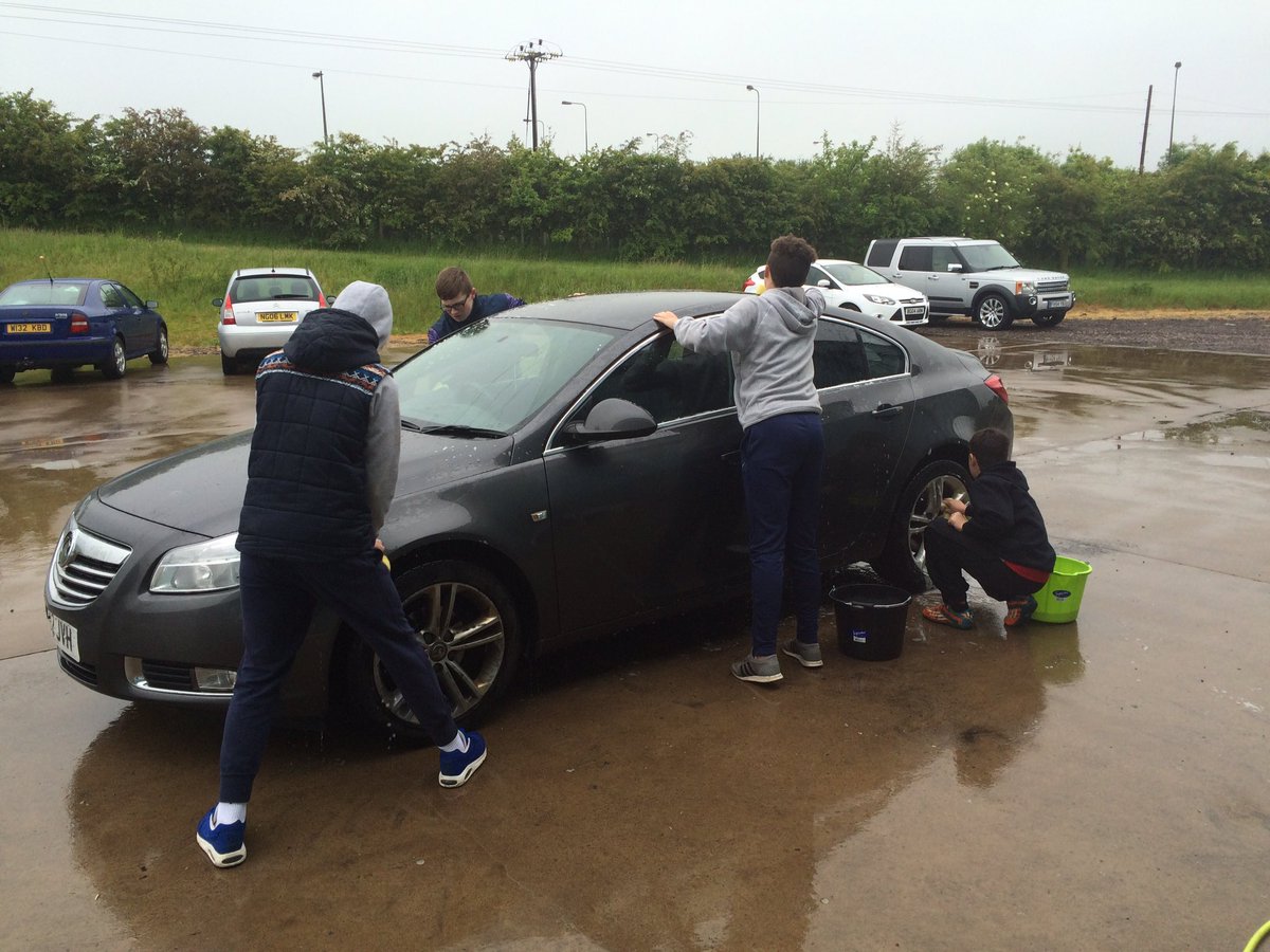 Get down to the car wash today at the store :) <a href="/Dunbar_RFC/">Dunbar_RFC</a>