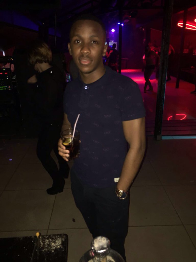 shwIt_jellYtIT's tweet photo. Last submission.😆
#BlackBoysBreakTheInternet https://t.co/I9oLzikhCd