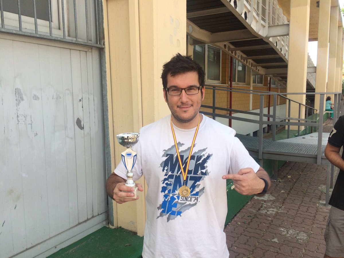 Palestreiros's tweet photo. Enhorabuena a nuestro jugador @Maiks10 que se ha proclamado subcampeón de Liga en @JMDvivallecas con #Churmbeles https://t.co/RyJDwIwhuu