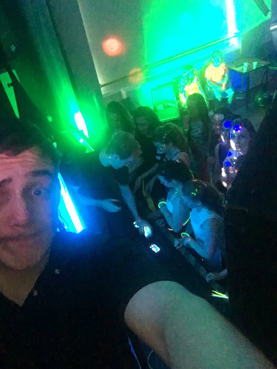 RealPDEvents's tweet image. Well that was a very fun evening happy 13th to Charlotte. Hope you had a fun night. #PDEvents