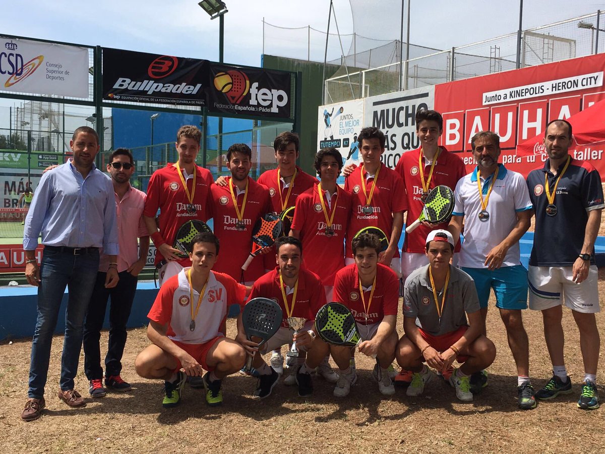 padelfederacion's tweet photo. #CtoEsp3ª Subcampeones de España 3ª cat. masculino @CPDamm https://t.co/fXexoLPxHi @TutempoK7 @bullpadelsport https://t.co/Qv9261Qw9e