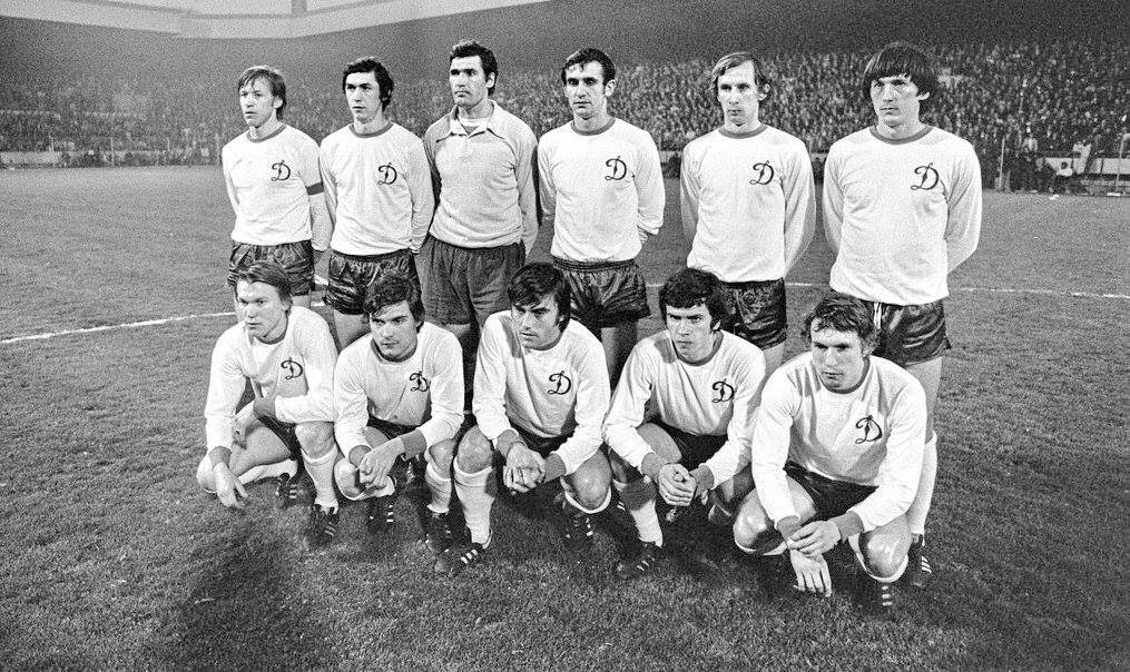 OldFootball11's tweet photo. #FCDK: #Kolotov #Konkov #Rudakov #Rechko #Veremeyev #Fomenko; #Blokhin #Matvienko #Troshkin #Muntyan #Onishchenko. https://t.co/HCCi1CiDZy