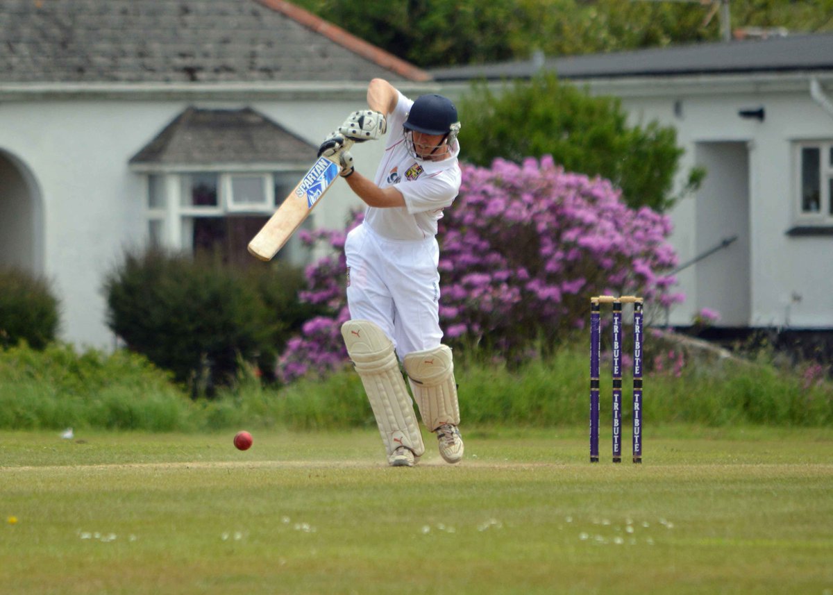 Troonteams's tweet photo. @Kibt80 I think you may be getting the hang of this batting lark! https://t.co/Ljv5UXxkeB