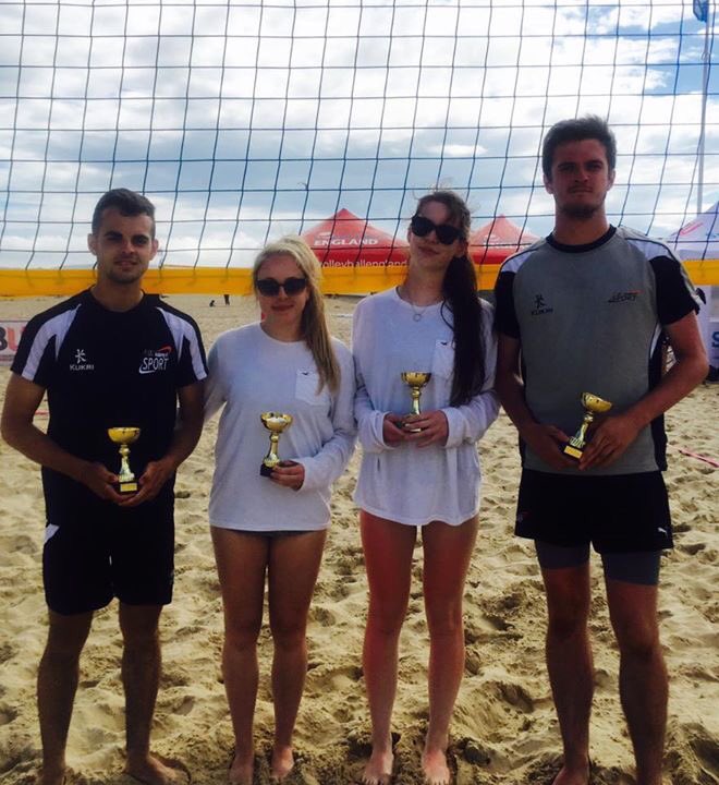 GOLD medal winners in the mixed4s at @VballEngland Beach Student Cup! <a href="/NULCVolleyball/">NSCG Volleyball</a>