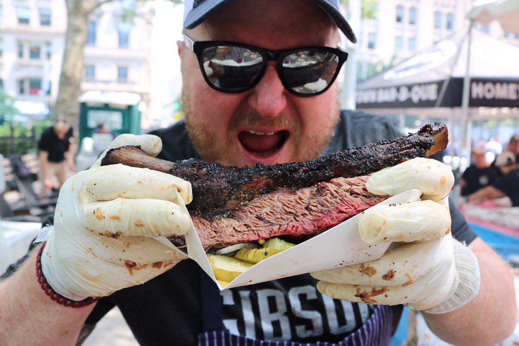 Day 2 Is Off To A Rockin' Start. Beef Rib Craziness <a href="/HometownBarBQue/">Hometown Bar-B-Que</a> [photo:<a href="/DAVIDWMA/">David Ma</a>]