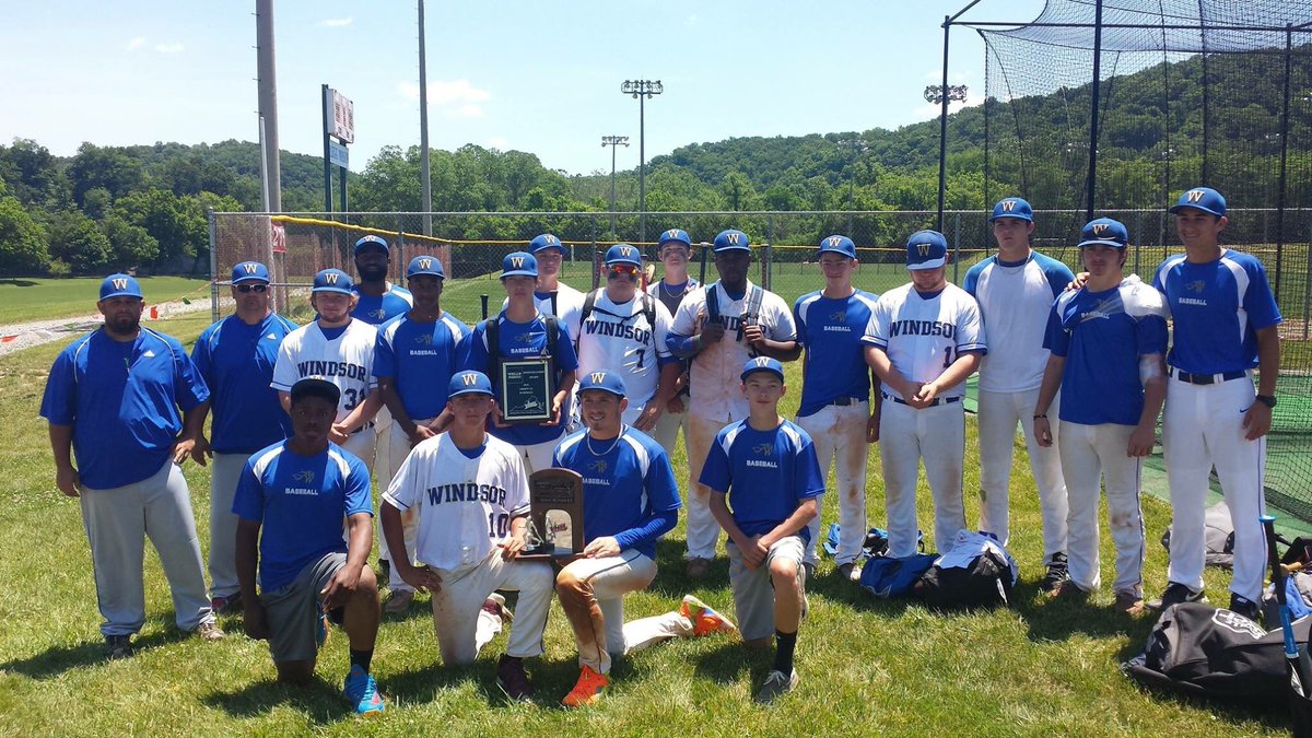 WHSBoostersVA's tweet photo. Congrats2Dukes baseball Reg.champs,state runner-up&amp;awarded VHSL Sportsmanship Award4tournament
@DukesBaseball16 https://t.co/zqfic5sHLV