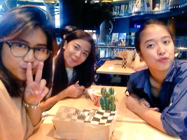 EmmaTanael's tweet photo. Thank you guys! 😊😊😊 @DyanMariel @Ruzzeljamero @SamWurtzbach @colleneaguas 
#counjuring2 https://t.co/KLxuix8JfT