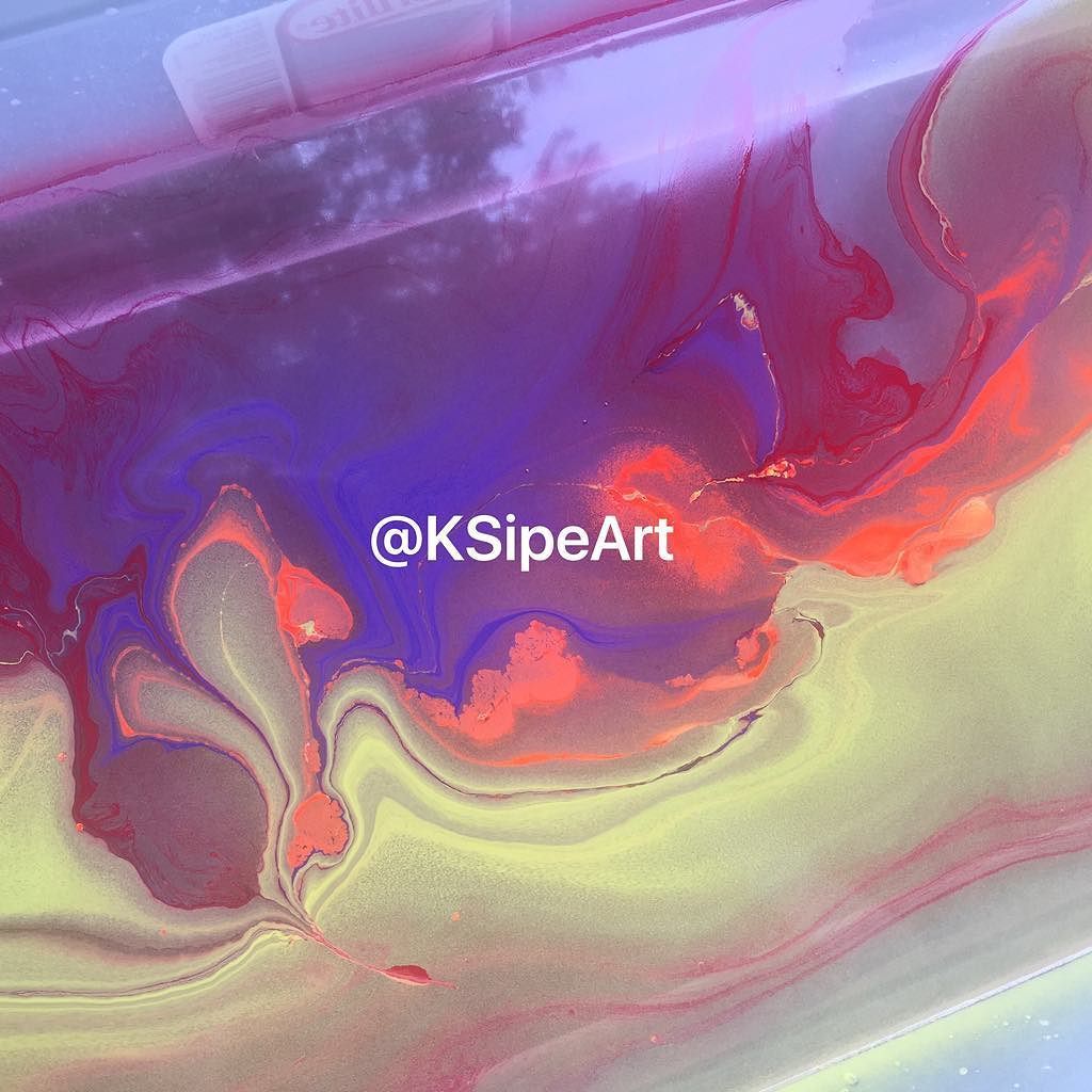 StudioTen16's tweet photo. More swirls for your Sunday afternoon. 🌀❤️💛💜 #ksipeart #art #artist #waterart #artsyfartsy #artlover #swirl #artsym… https://t.co/vSGWw5qQVy