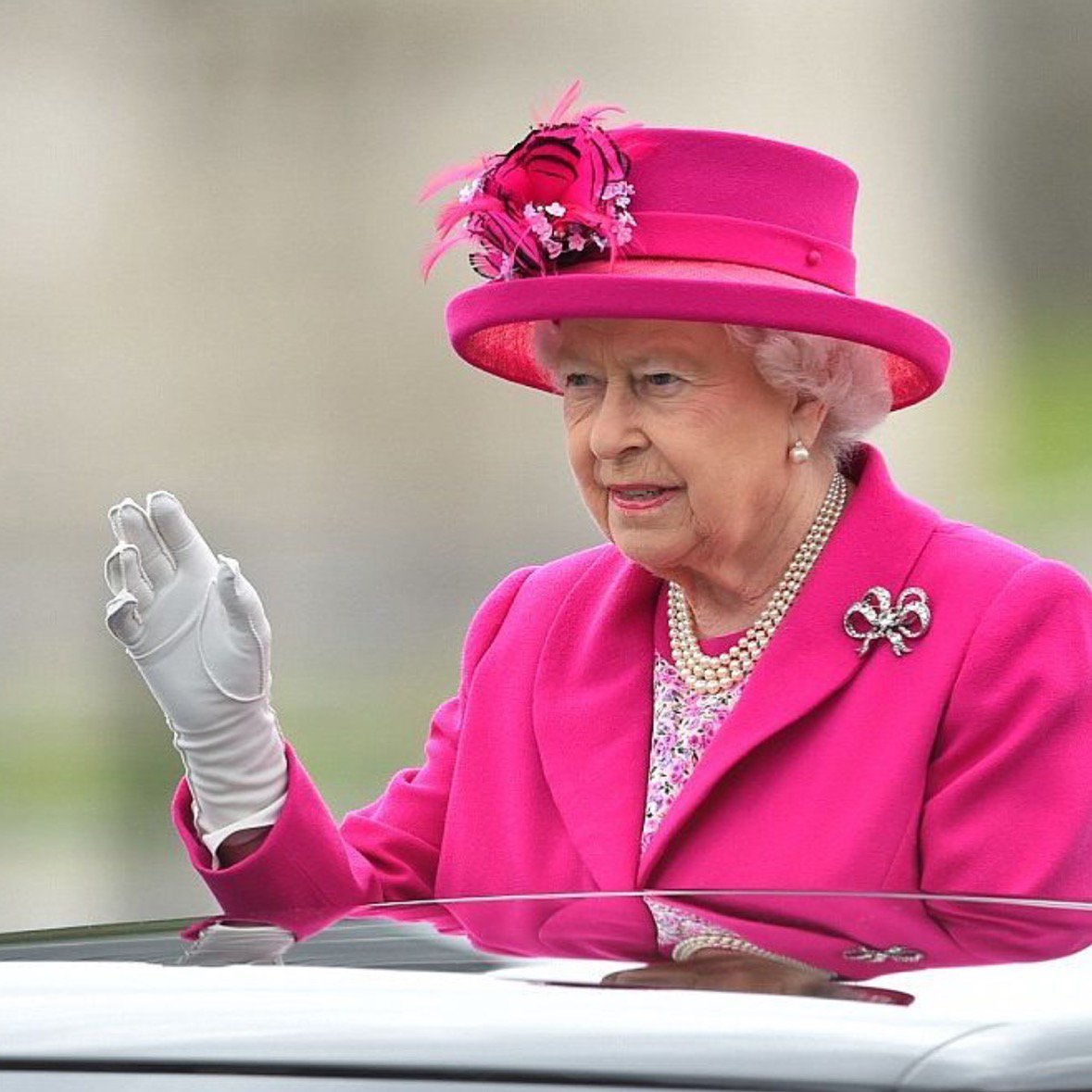 beyourownuk's tweet image. Annual #TroopingtheColor, marking the Queen&apos;s 90th birthday. Long may she reign! #BOSSQUEEN #BEYOUROWN 👑