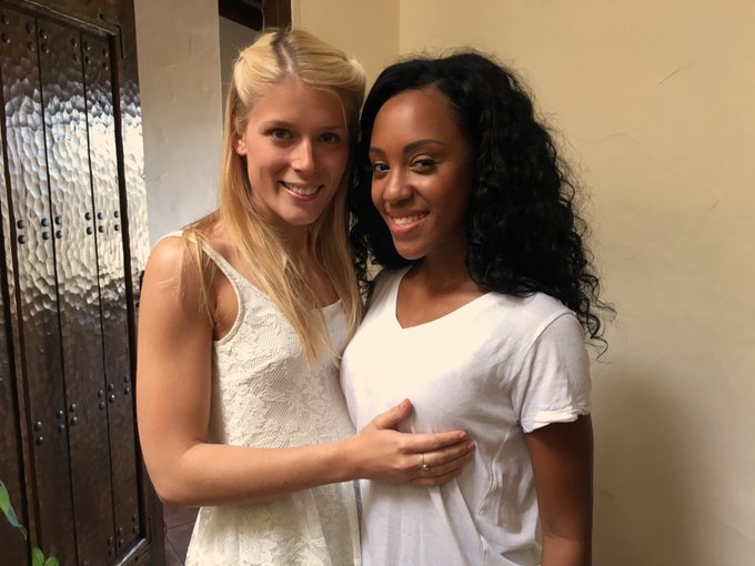 Great shooting today for Viv Thomas with this cute chocolate girl👸🏼👸🏾🔝😍 https://t.co/ER5U6y3LJF<a href="/tag/smile"class="tags"><span>#smile</span></a><a href="/tag/blondie"class="tags"><span>#blondie</span></a><a href="/tag/newphoto"class="tags"><span>#newphoto</span></a><a href="/tag/seductivemood"class="tags"><span>#seductivemood</span></a>