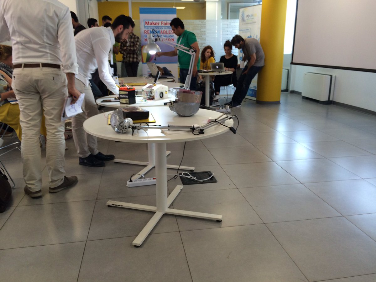 Ultimi preparativi prima dei pitch finali con prototipi funzionanti! #ReNewHack <a href="/Polihub/">PoliHub</a> <a href="/eni/">eni</a> <a href="/MakerFaireRome/">Maker Faire Rome - The European Edition</a>