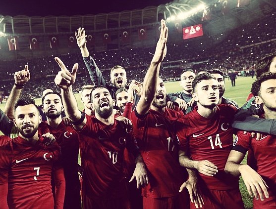 AfillyRestauran's tweet photo. Tarih yaz TÜRKİYE #TUR
#turkiye #milli #coşku #vurduğungololsun #bizler #inandık #sizde #inanın #afilly #online https://t.co/IwmANQ9VHF
