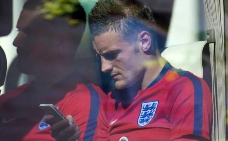 bateson87's tweet photo. Vardy spotted on the way to training today https://t.co/bJ5aO5HKfE