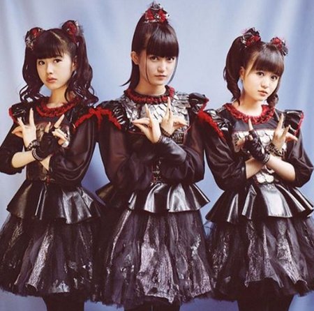 Babymetalの使徒 Babymetal Babymetal モデルのアレクサ チャンさん インスタ 神バンドフォトほかhttps T Co Efrytijstf T Co tkenky1e Twitter