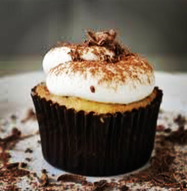 Cupcake_Bar's tweet photo. Tiramisu is one of our newest flavors! Visit us at https://t.co/wFr2GmBGsC to check out our menu.
#alcoholinfused https://t.co/jJWS3ZaBbw