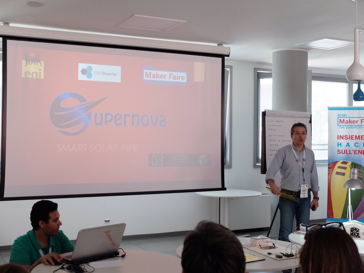 Il team Supernova utilizza la tecnologia LSC di <a href="/Eniday/">Emily Niday</a> nel suo prototipo #ReNewHack