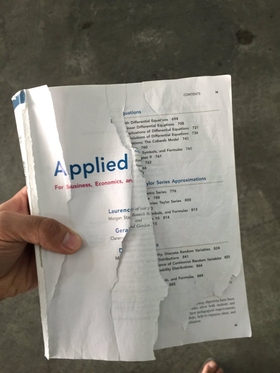 xD4SHT1's tweet image. صج ان ممحوط بس مافيه شي ترا والله الي محتاجه يعني #Math175 @AUMERS_