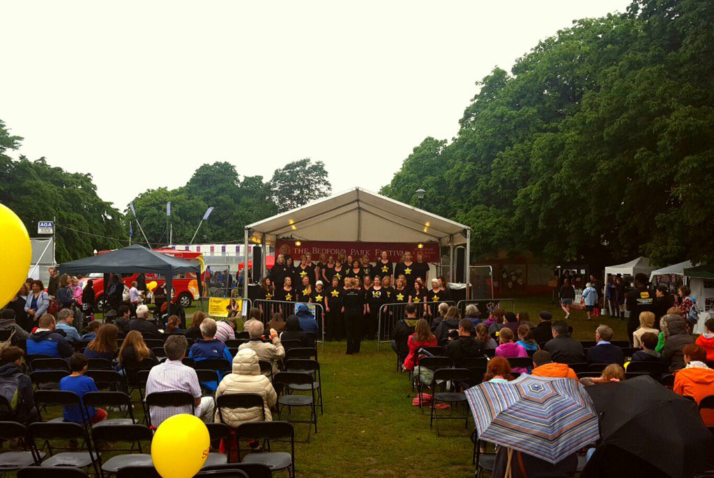 Chiswick <a href="/RockChoir/">Rock Choir Official ⭐️</a> (with some Ealing members too!) Great performance today <a href="/BedfordParkFest/">BedfordParkFestival</a> thanks for having us!
