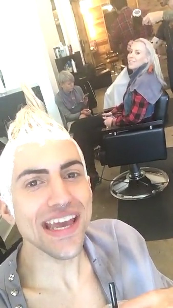 ptxpics's tweet photo. Mitch's snapchat https://t.co/iH2S8mmmyS