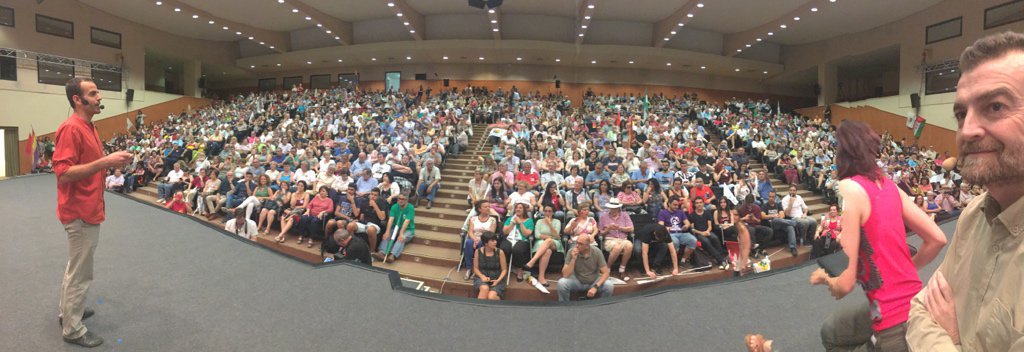 agarzon's tweet photo. Gran acto de campaña en Sevilla. Más de mil personas nos han acompañado hoy! Continuamos sumando apoyos :-) https://t.co/gWyKBg1cl1