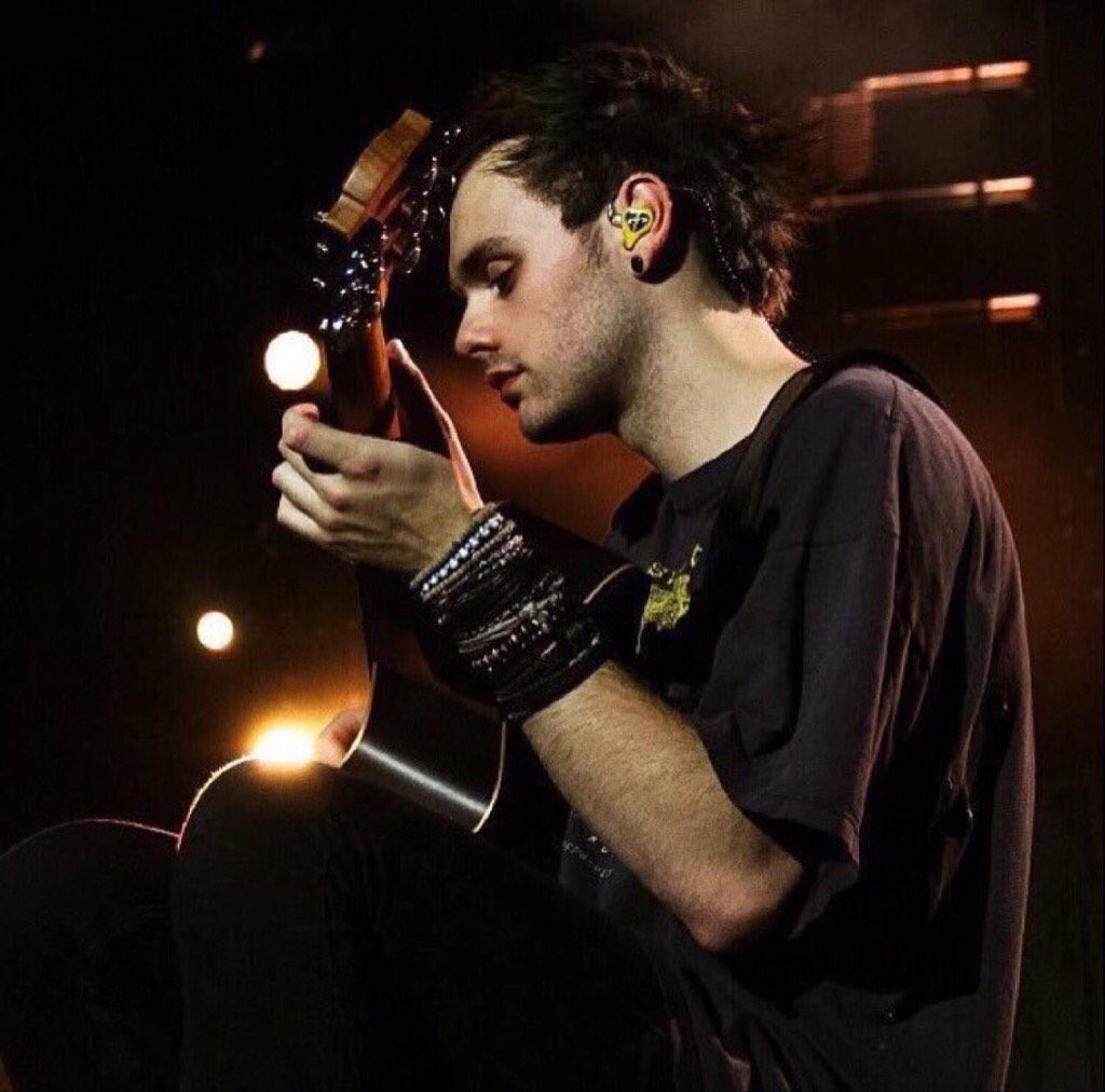 offguardmgc's tweet image. 