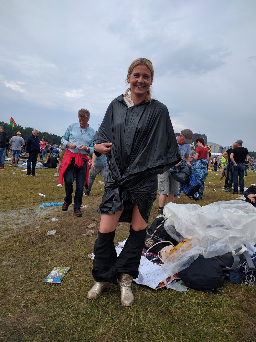 Is je broek nat? Dan is dit de oplossing om het even te laten opdrogen. #PP16 #Pinkpop