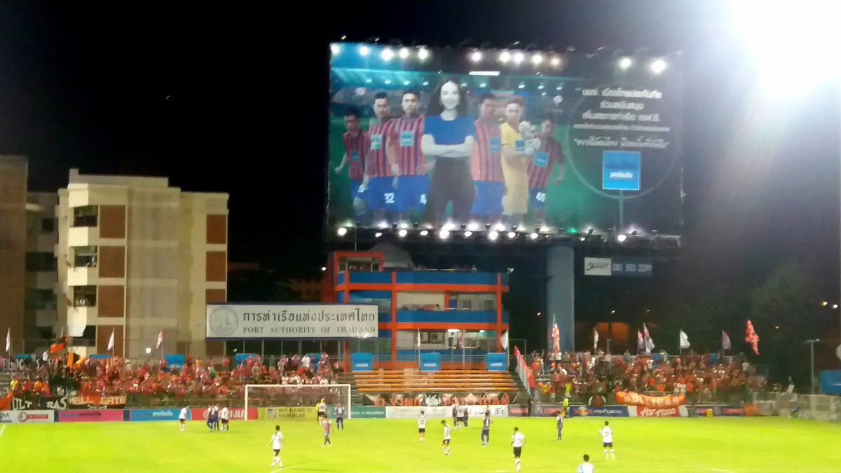 BKKFootballBlog's tweet image. Port 1-1 Bangkok - late penalty earns 10 men Bangkok unlikely point