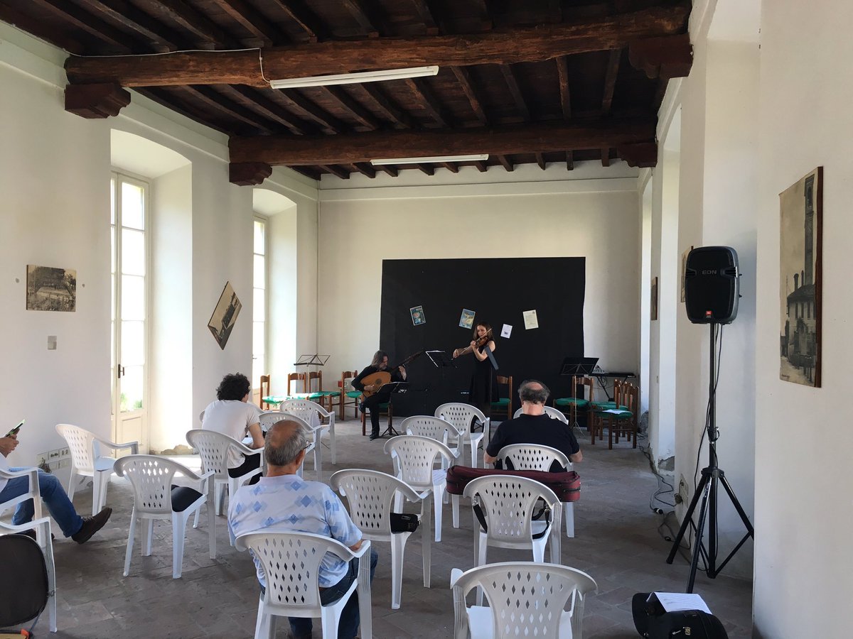alnferrari's tweet photo. #Borgarello una comunità che si riprende la sua storia. Bravi! #Villaincomune #VillaMezzabarba https://t.co/igshtTtgC5