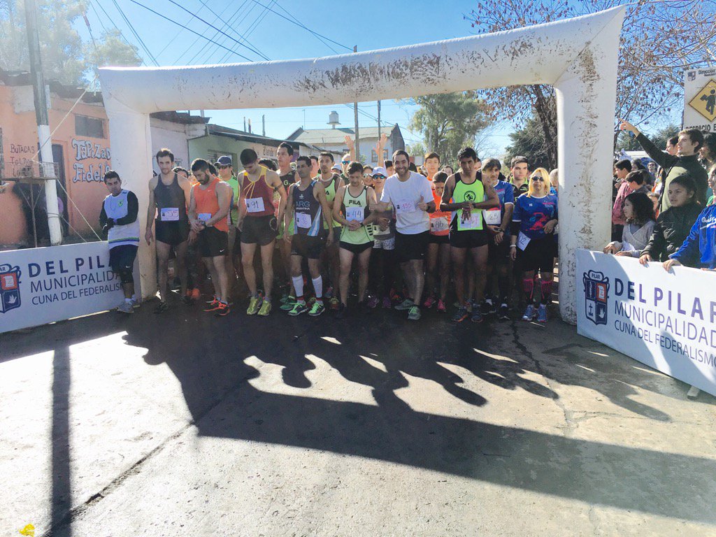 clauzakhem's tweet photo. #Maraton2016 #VillaAstolfi! https://t.co/1z9N06l5ff