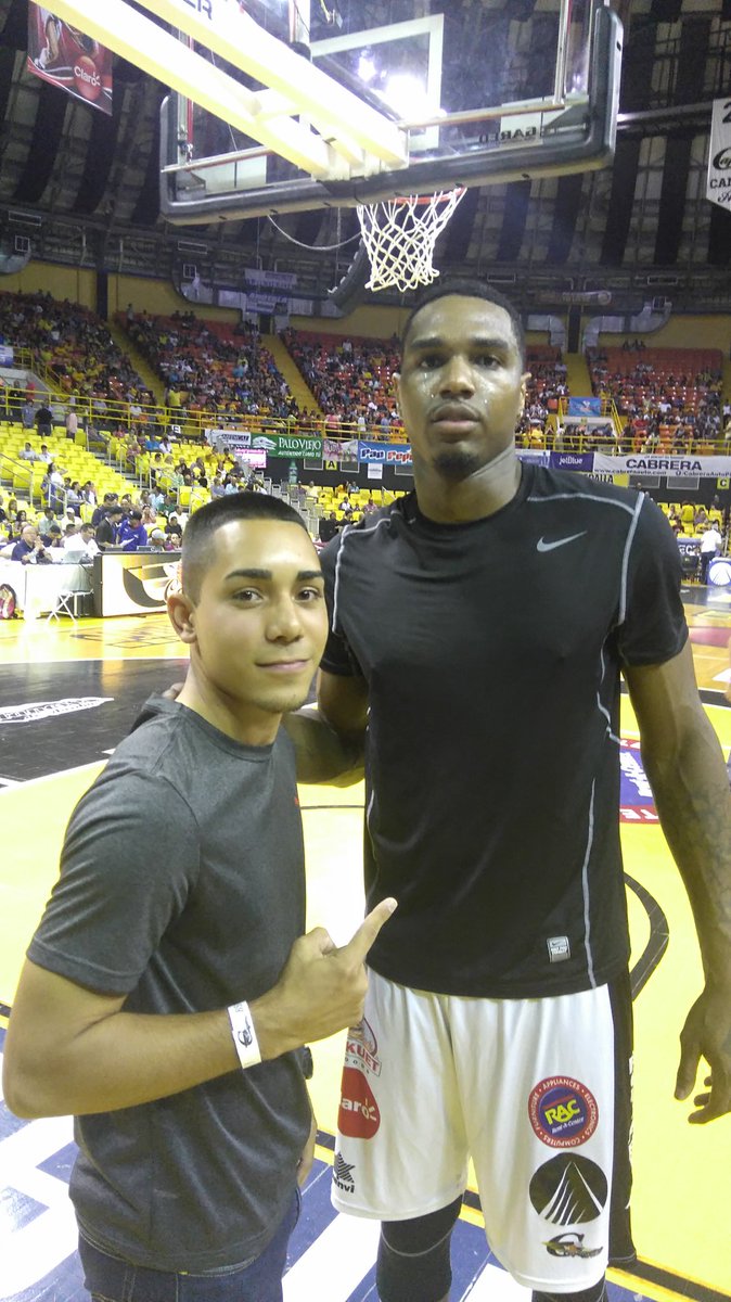 @C_Wop4 Let's Go Capitanes! Thanks for the pic. You can win the champion, only two more wins.