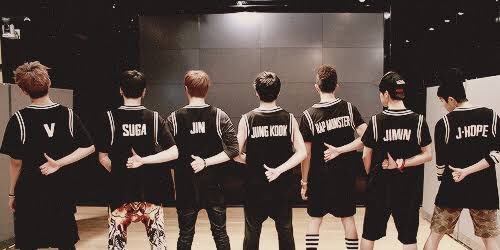 inspi7k's tweet photo. #방탄소년단3주년축하해 💖 https://t.co/9kWAedLbop