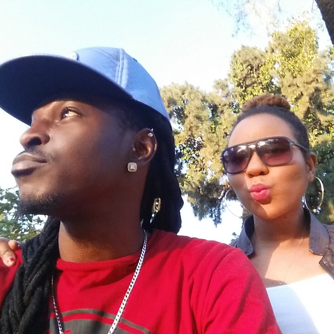 jlosegxtayboo's tweet photo. Sunny light out, wit ma boo, #winternoon.. God bless our Sunday and new week too. https://t.co/YVtrp3UZbv