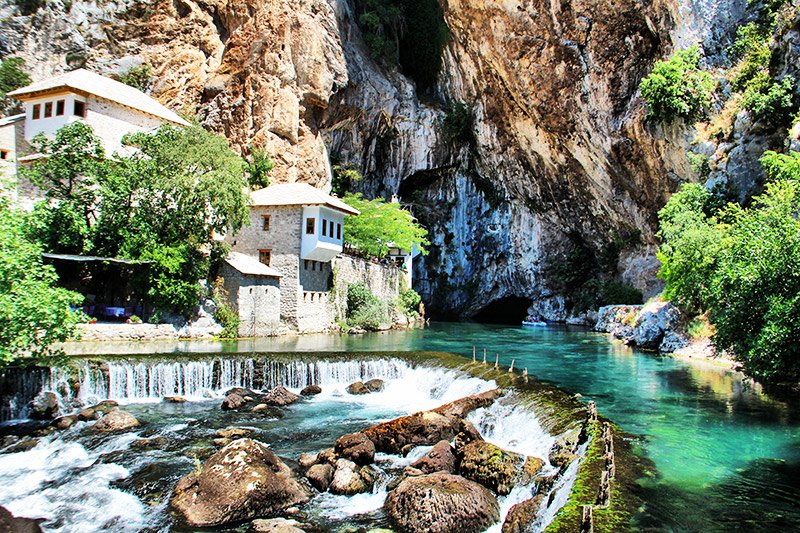 Haimos_Emotions's tweet photo. [HERZEGOVINE] Découvrir cette magnifique région depuis la #Croatie >https://t.co/AjE0xr4iG2 >https://t.co/r1sYDzTbyI https://t.co/WrwQlOJYMX