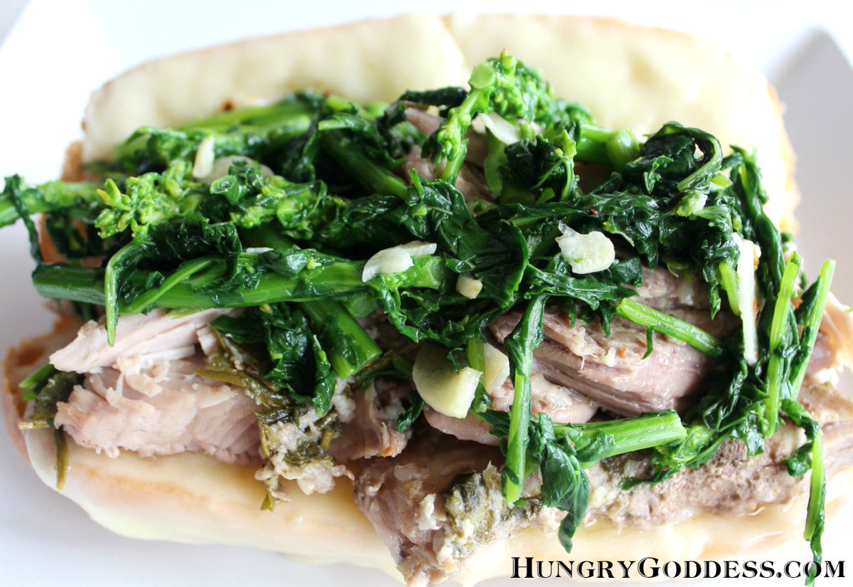 WisdomLaughter's tweet photo. RT @KimberlyFMoore Slow Roasted Pork Sandwich #SundaySupper https://t.co/6oUEPK3JpO #hgeats https://t.co/26piQwtxbL