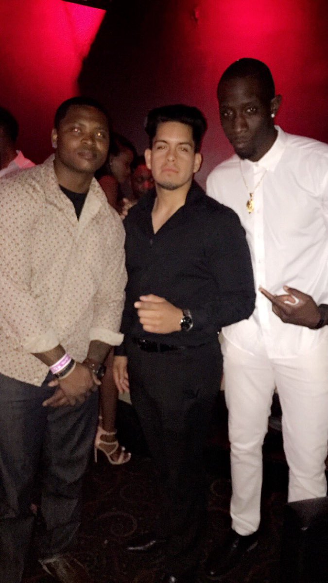 ChrisgTapia's tweet photo. All the way up https://t.co/UFCELVTz6W