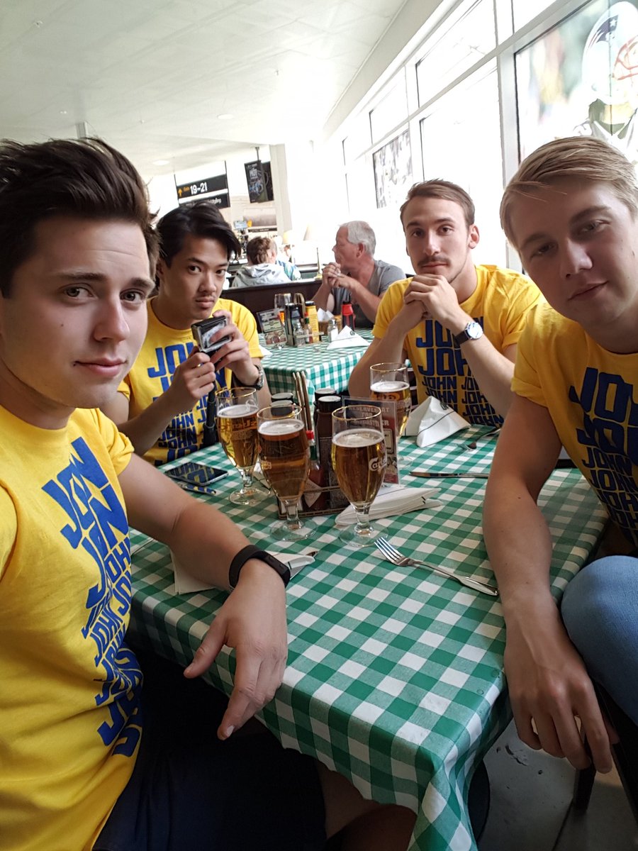 eliasbjorklund's tweet photo. Emil är sjukt taggat på EM.. @EmilJNilsson @jakobdahlgren @lindmarkk https://t.co/01LtqN0ve7