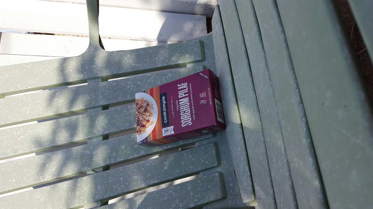 cooksimplemeals's tweet image. #CookSimple: Where lazy Sundays and eating go hand in hand.