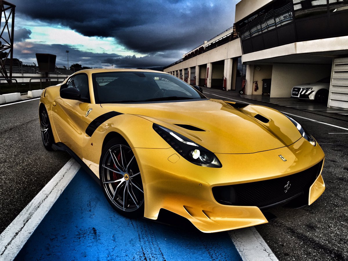 tomwookieford's tweet photo. Tonight on #TopGear, some bloke called @harrismonkey drives this. And it's a bloody hardcore thing... #boycandrive https://t.co/mTkgX9u2lm