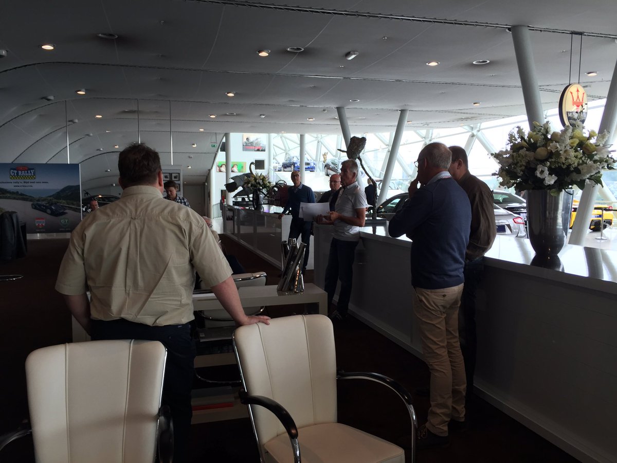 Gisteren rit met sympathisanten van Louwman exclusieve naar het Louwman museum in Den Haag. Prachtige dag en mooi.