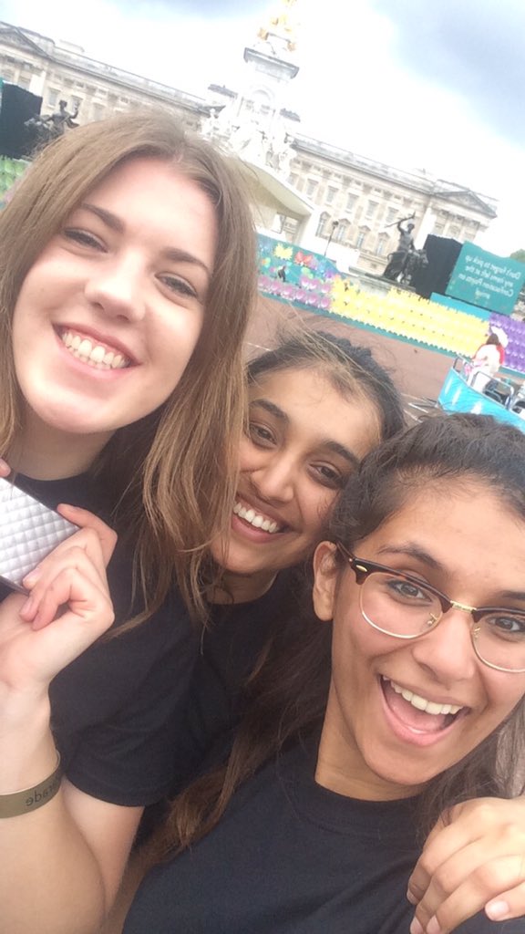 spacebindi's tweet photo. #propsteam https://t.co/6pMFmZUHev