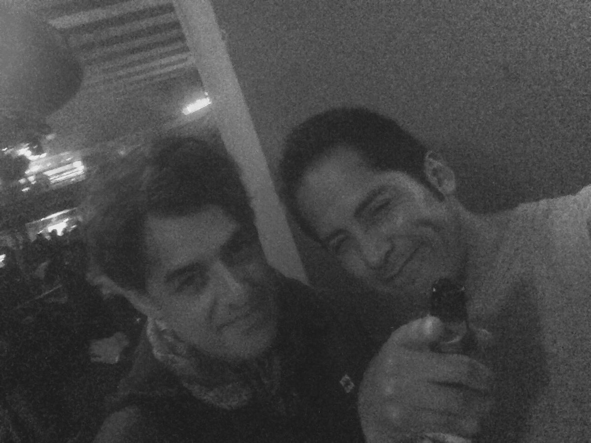 ELRui2's tweet photo. Y se viene #RadioBBVA con todas las cremas papaaa!!! 
#ELRuidos #PeloMadueño #weekend https://t.co/jIe4VYtY2G