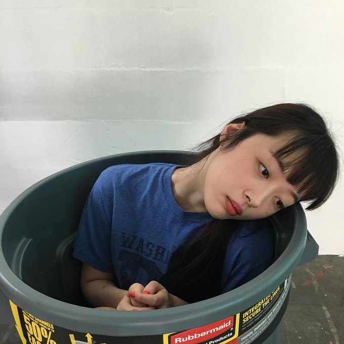 CkxplI4WgAAEFy5.jpg:small