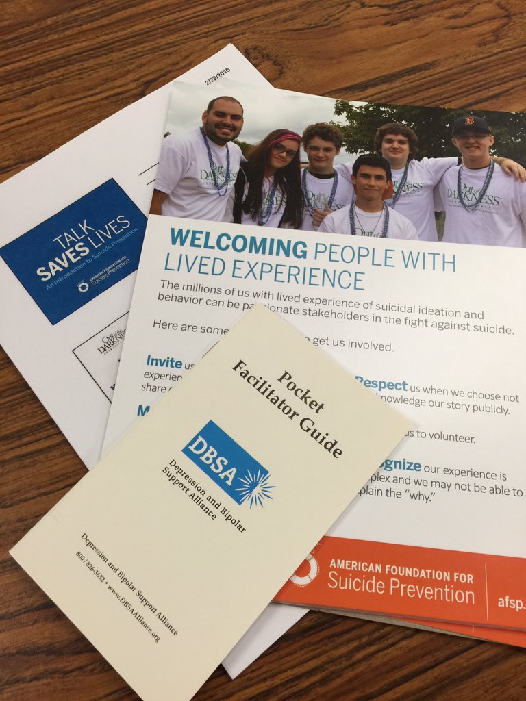 carlalcsw98's tweet photo. Presenting Talk Saves Lives for Arlington Heights Depression Support Alliance DBSA #AFSPIL https://t.co/eEuIQ5ewfu